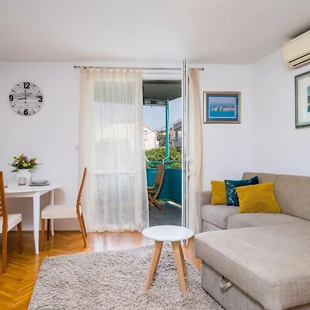 Apartment Mioc *